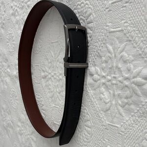 Murano Interchangeable Black and Brown Leather Belt